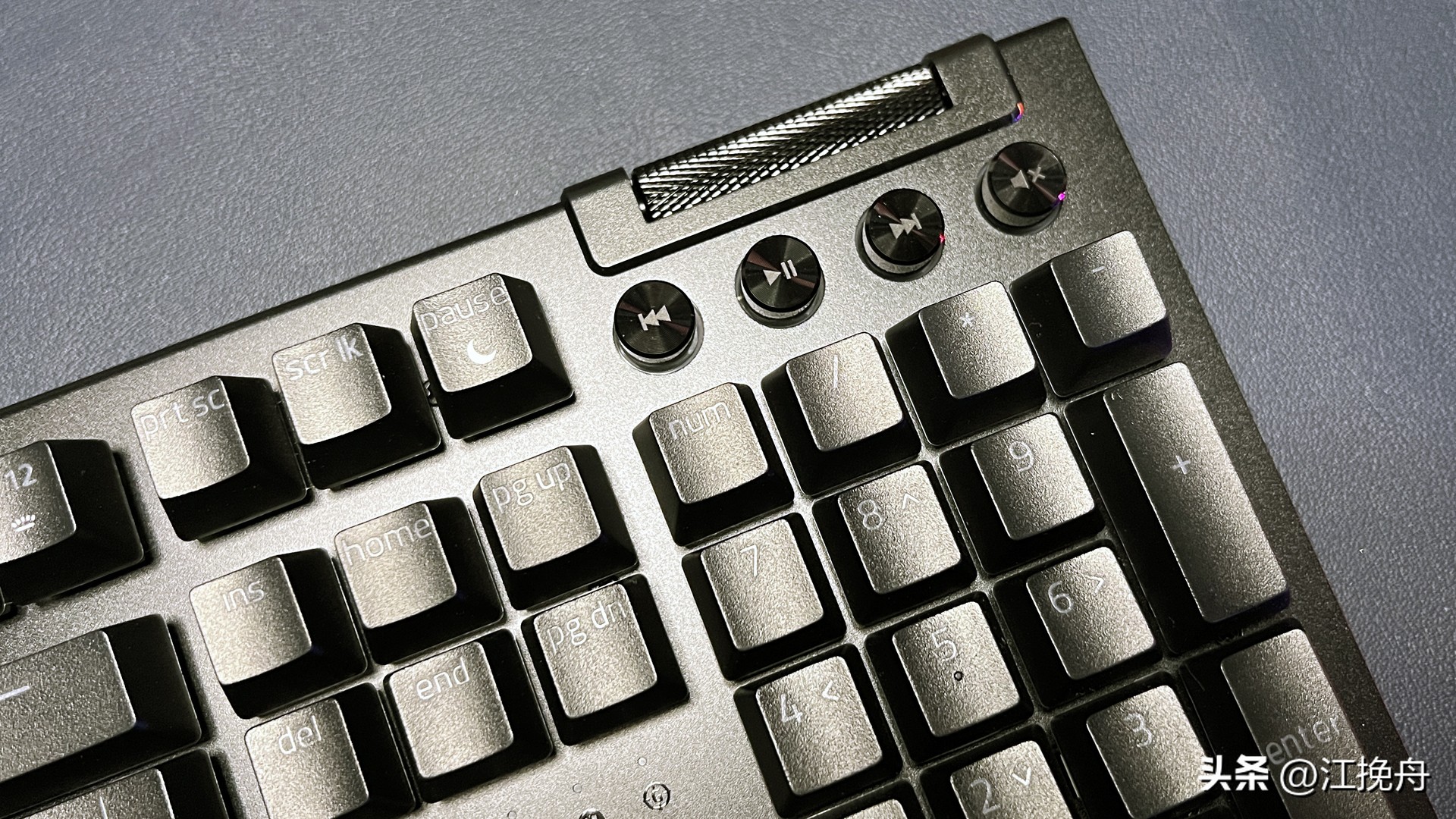 游戏键盘推荐_游戏电脑那个牌子好_最佳游戏键盘选择