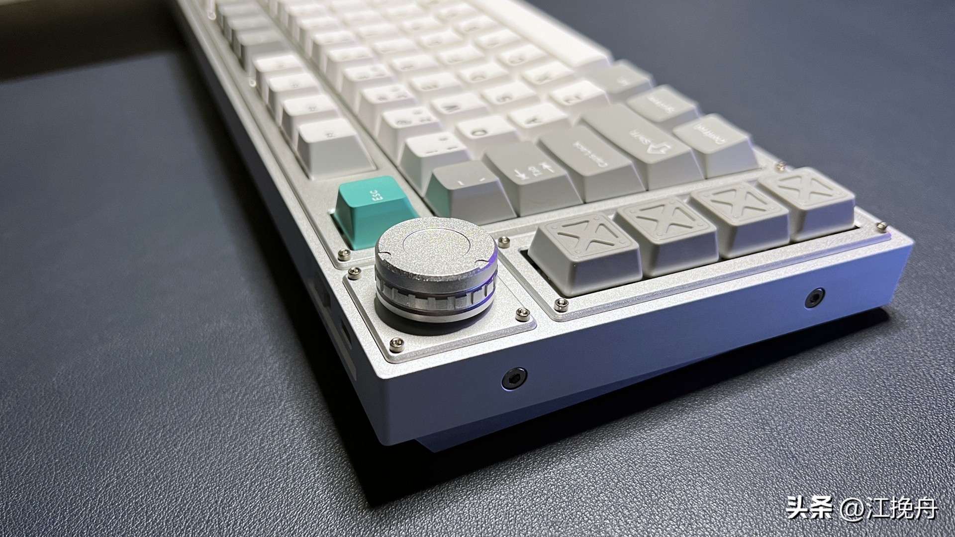 游戏电脑那个牌子好_游戏键盘推荐_最佳游戏键盘选择