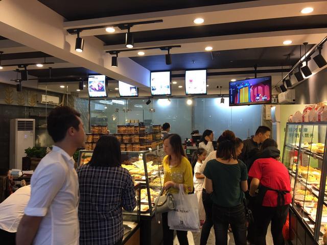 如何做好面包店铺管理培训