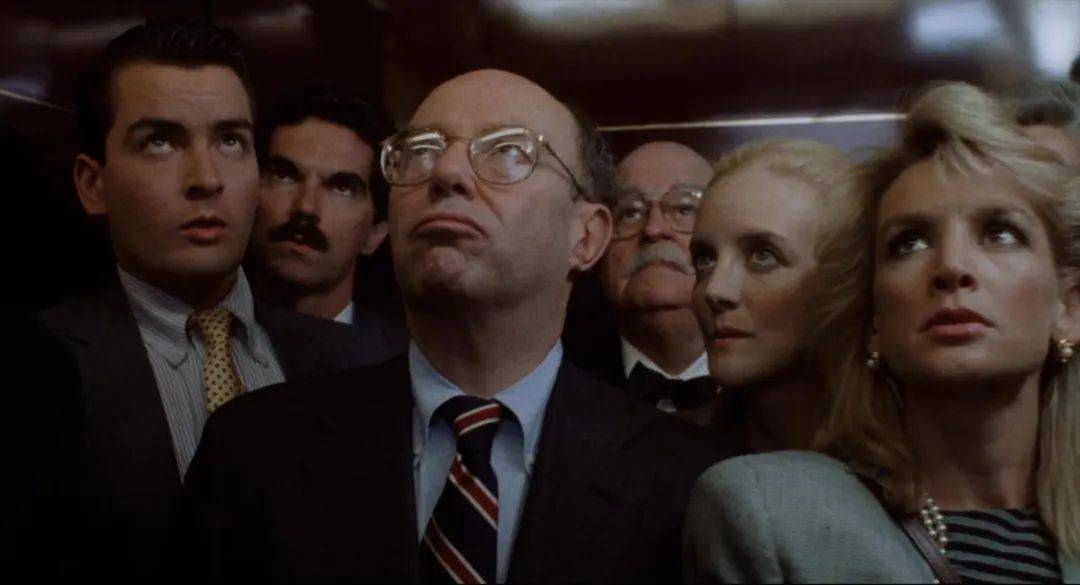 30岁不到,每年赚300-8000万的年轻人都在做些什么?