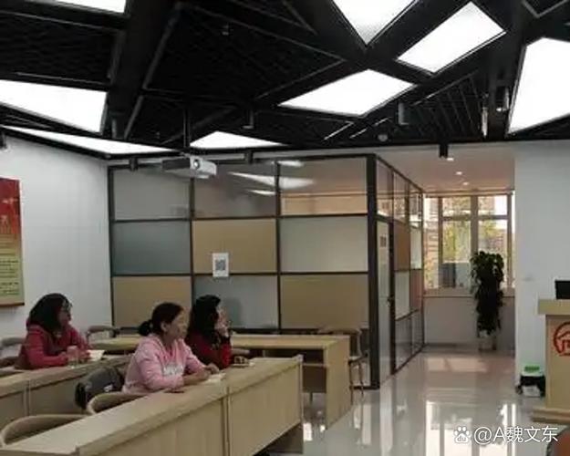 银行个贷部是做什么的？一线员工揭秘：拉贷款、背指标、累到回家只想瘫着