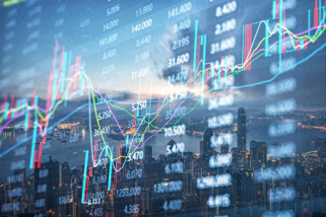 牛市钱有但空仓，新手开户选券商，买啥基金能解套？